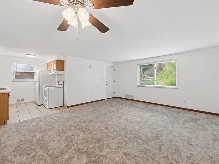 403 Homewood Ave — Photo 15