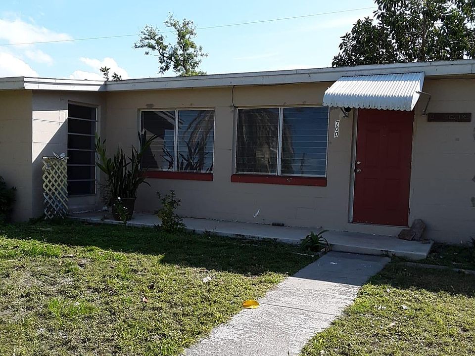 1st image of 700 Floral Ln