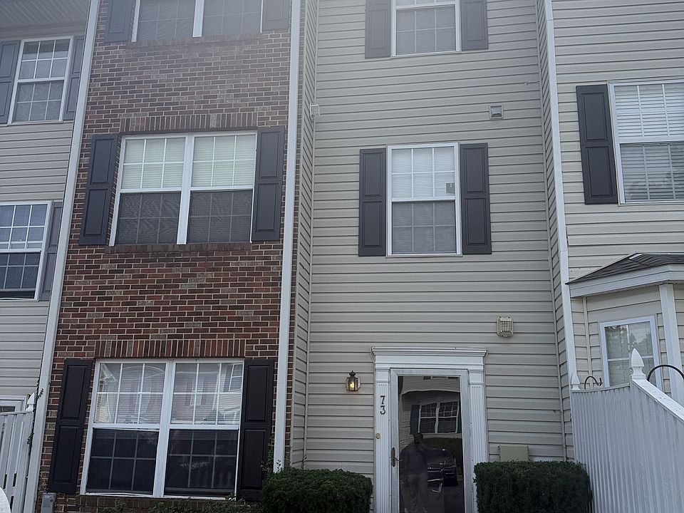 1st image of 73 Royalty Cir