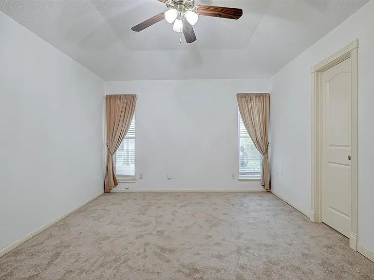 2922 Lakefield Way — Photo 22