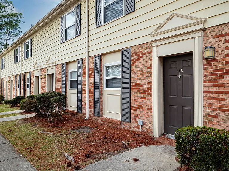 Brynn Marr Village — Photo 24