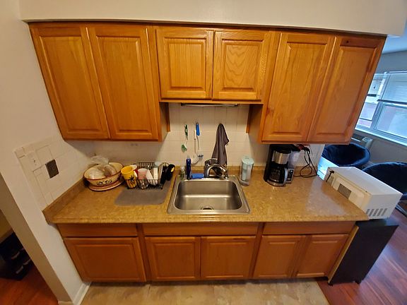 5th image of 468 W Melrose St APT 263