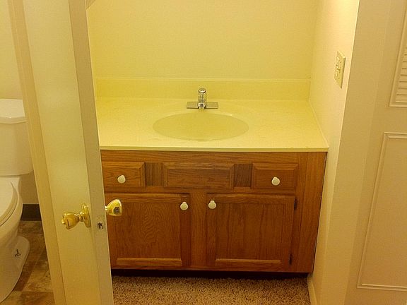 4th image of 1132 Deliquia Dr APT 3