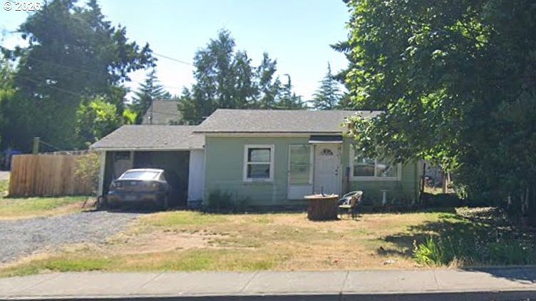1st image of 16395 Bluff Rd