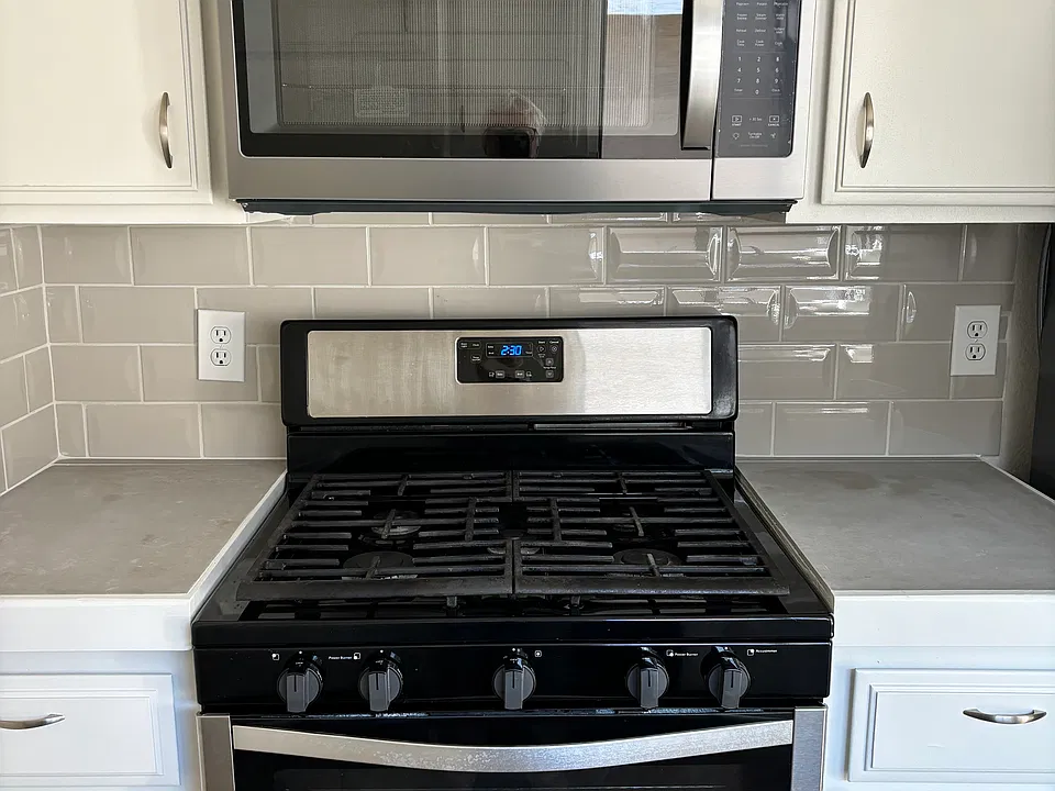 Gas range and new microwave