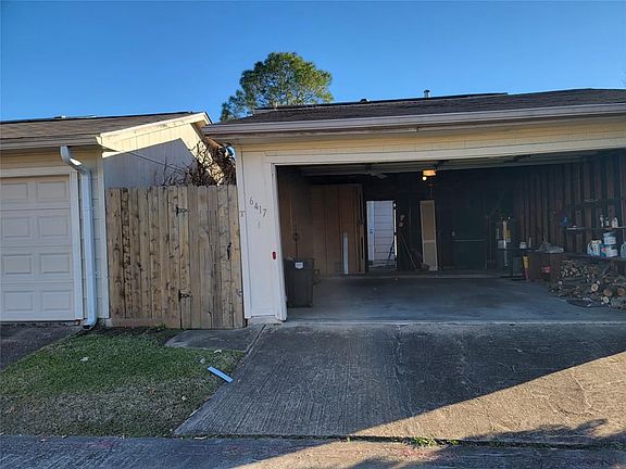 3rd image of 6417 S Briar Bayou Dr