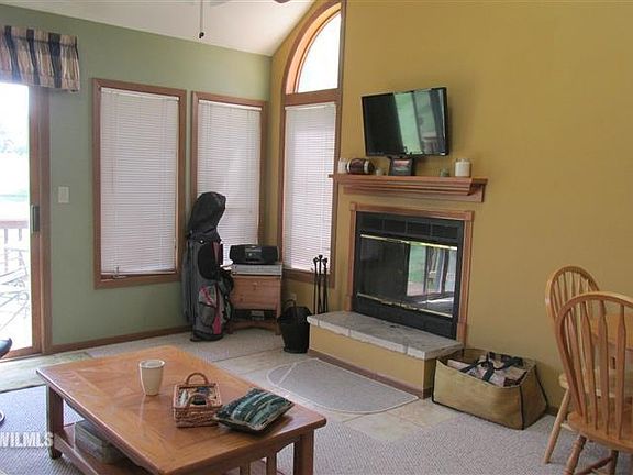3rd image of 31 Spring Creek Ln