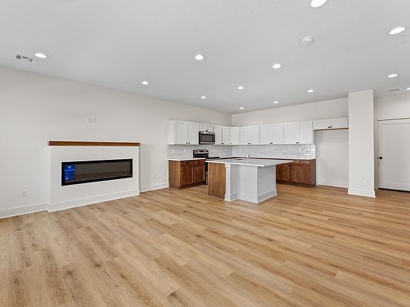 4th image of 12043 W Arvada Blvd