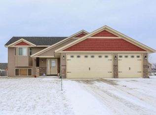 2104 Hope Ave, Lester Prairie, MN 55354