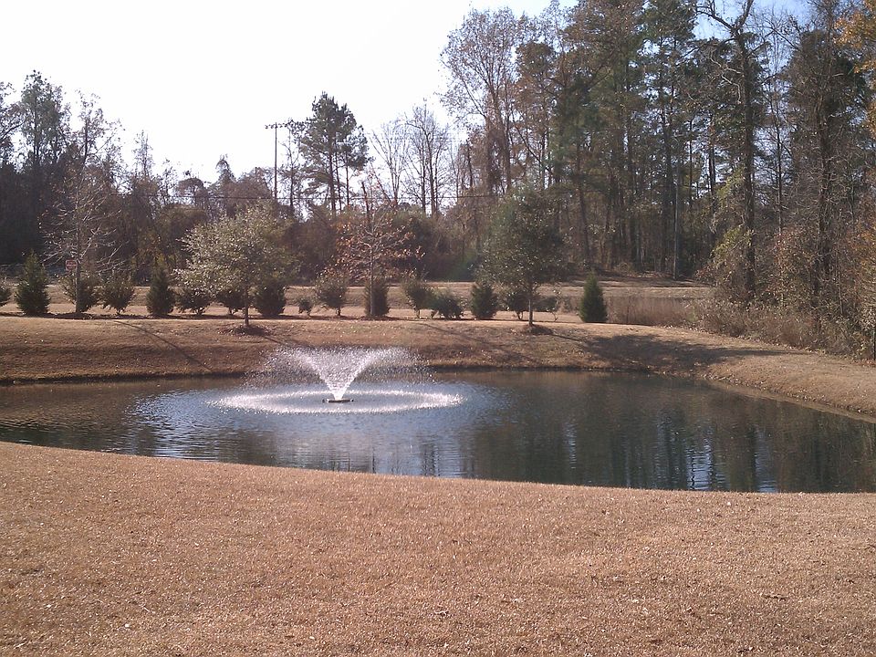 2nd image of 275 Brookshire Rd