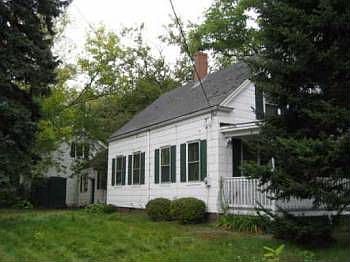 2nd image of 129 Evans St
