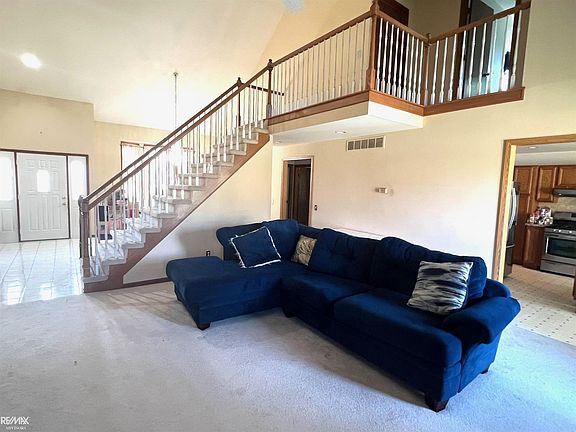4th image of 34507 Kingsway Ct