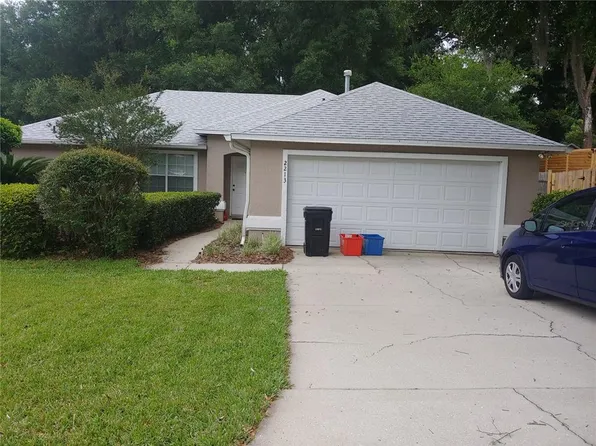 2213 SW 41st Ln, Gainesville, FL 32608