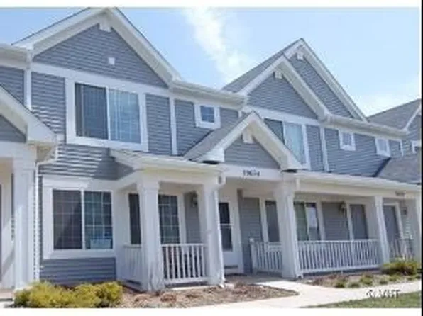 39694 N Warren Ln, Beach Park, IL 60083