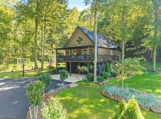 18 Blackfoot Trl, Malvern, OH 44644