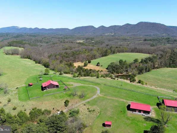 453 Wheaton Dr, Old Fields, WV 26852