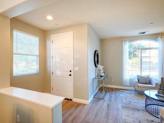 4th image of 1356 Trailside Ct