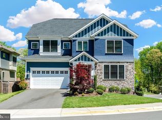 2695 Salem Oak Ln, Vienna, VA 22181