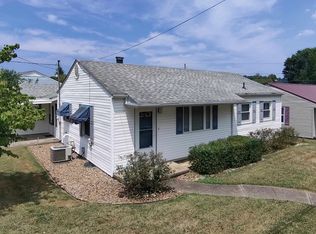 1133 E Pea Ridge Rd, Huntington, WV 25705