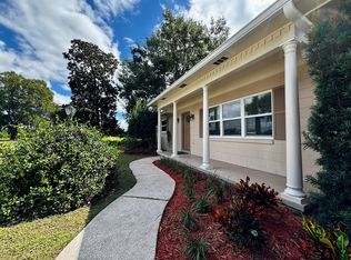 2236 Northland Rd, Mount Dora, FL 32757