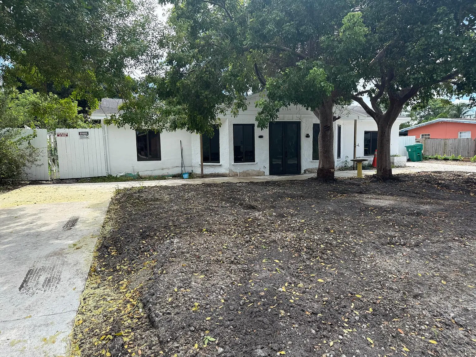 3 bed, 2000 sqft, $4,200 — Photo 3