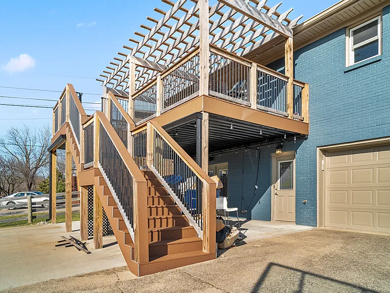 4357 Clemens Dr — Photo 35