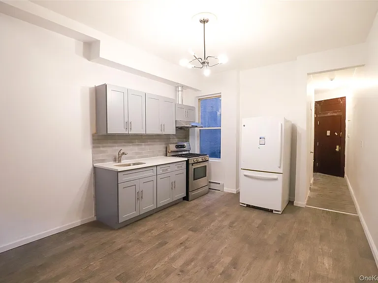 72-08 Forest Ave #1R — Photo 3