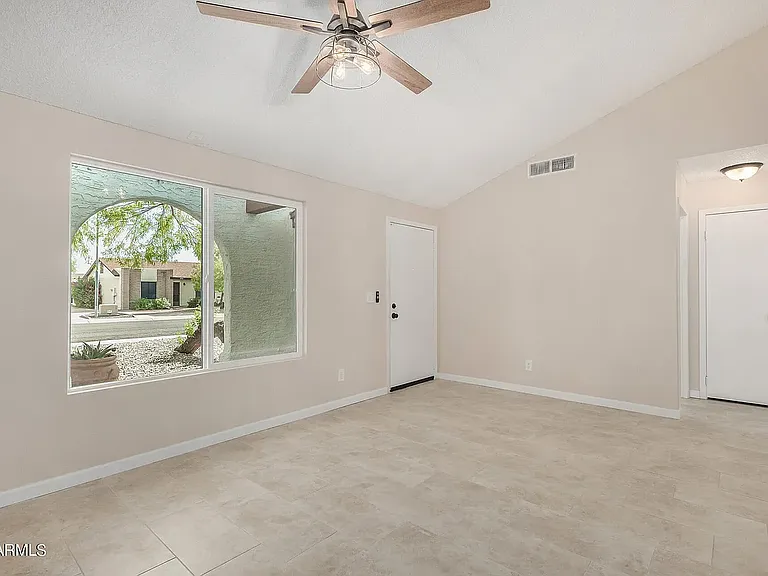 5130 W Joan De Arc Ave — Photo 5