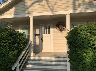 1028 Martha Ln, Saint Louis, MO 63119