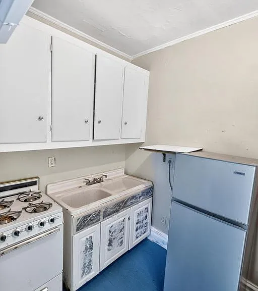 40 S Governors Ave #2 — Photo 8