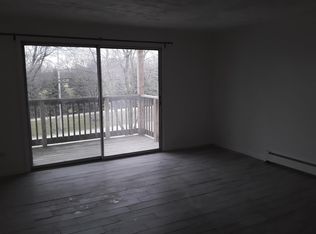 114 Glen Ellyn Rd #2S, Bloomingdale, IL 60108