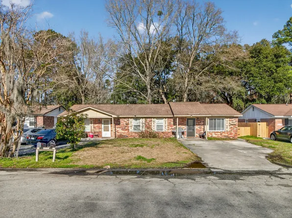 809 Sandpiper Dr, Ladson, SC 29456