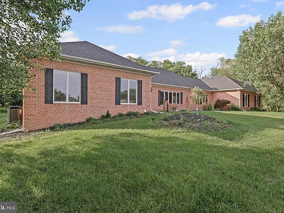 2nd image of 726 Weil Mandel Way