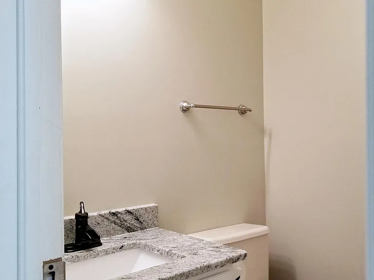 7203 Shady Nelms Dr — Photo 11