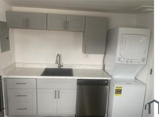1135 Clinton St, Aurora, CO 80010