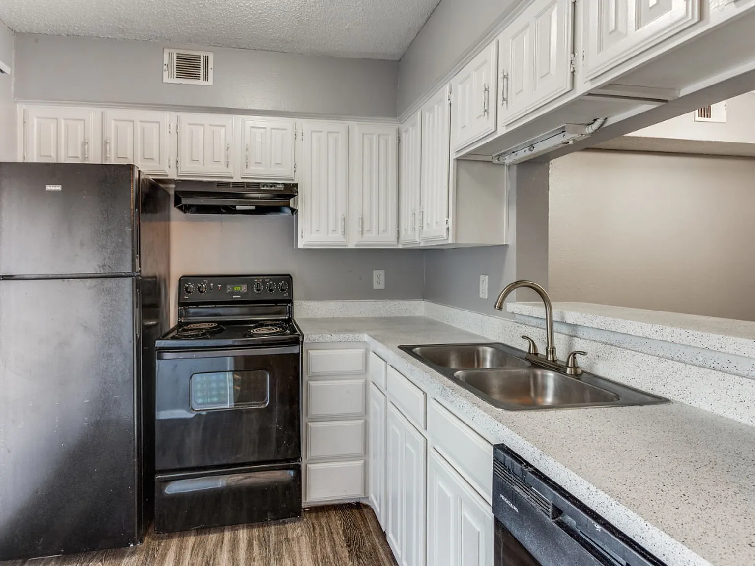 Ridgmar Townhomes 168 LLC — Photo 3