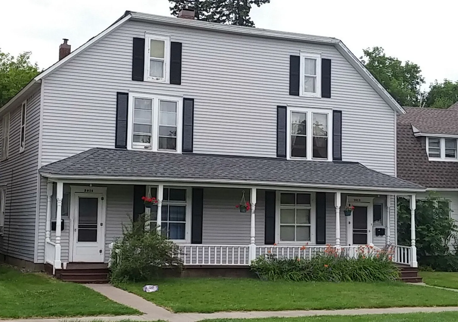 2013 - 2015 John Avenue — Photo 2