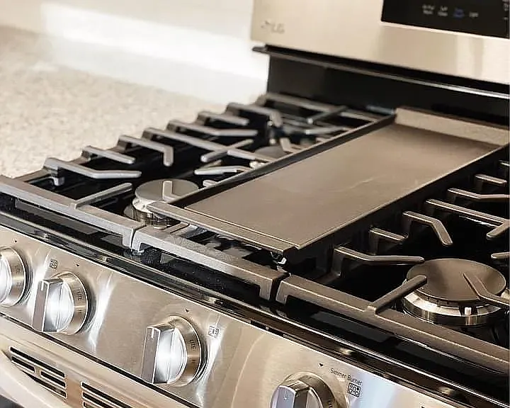 Gas stove top