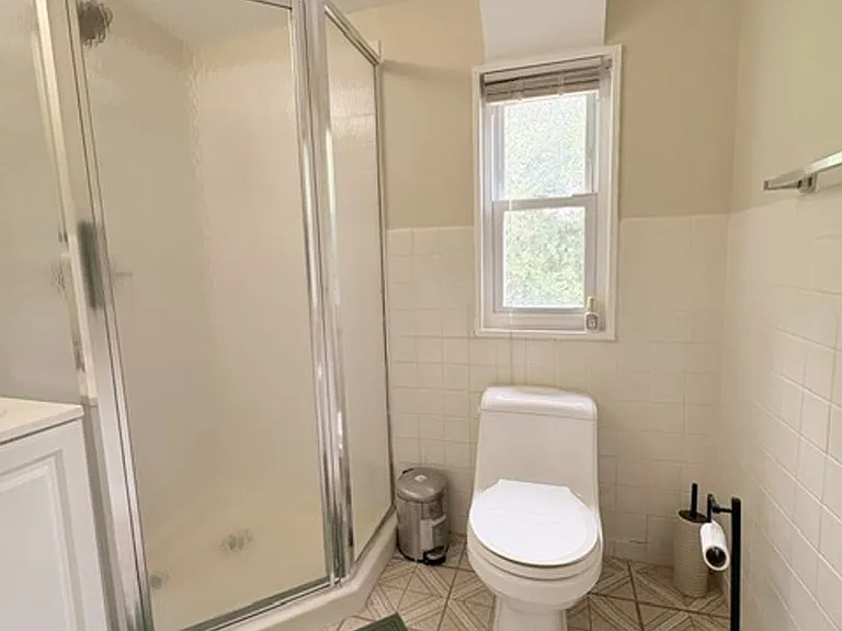 13520 Grenoble Dr — Photo 24