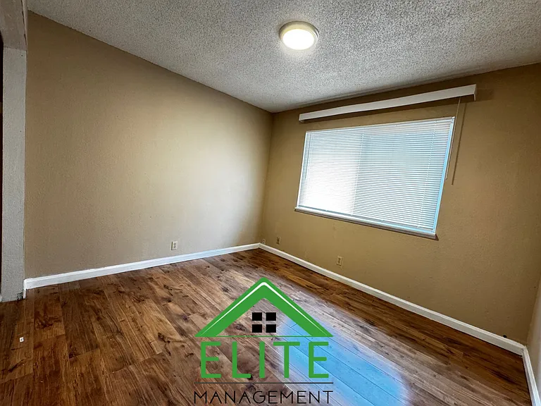 4040 Fruitridge Rd #3 — Photo 7