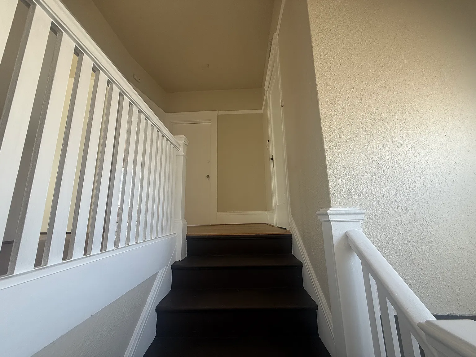3 bed, $3,500 — Photo 2