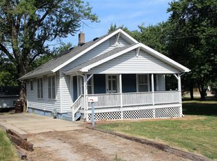 309 S Cain St, Clinton, IL 61727