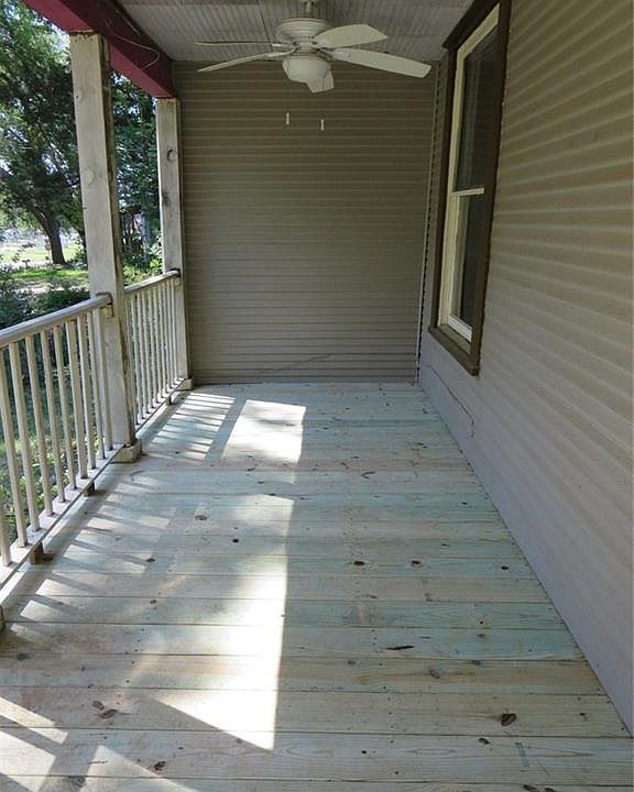 2nd image of 605 N Spruce St