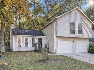 1169 Oaks Pl, Stone Mountain, GA 30083