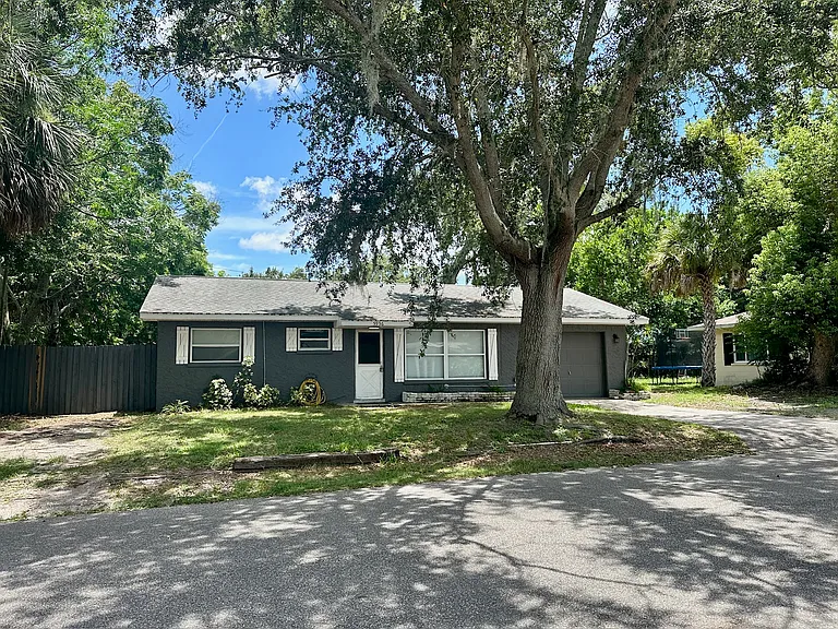 5936 Elm St — Photo 1