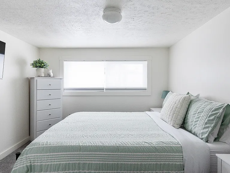 15 Elm St #2 — Photo 14