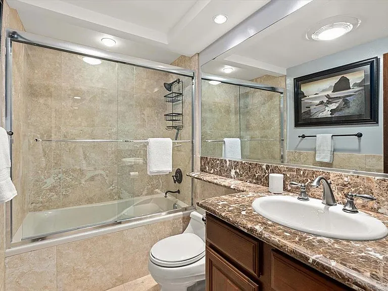 935 Genter St #207 — Photo 8