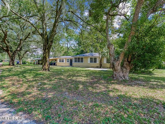 3rd image of 7801 TORY Place W