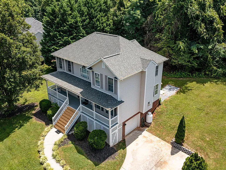72 Viking Dr — Photo 18