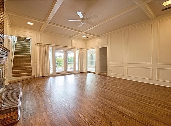 5th image of 2730 Wagonwheel Dr